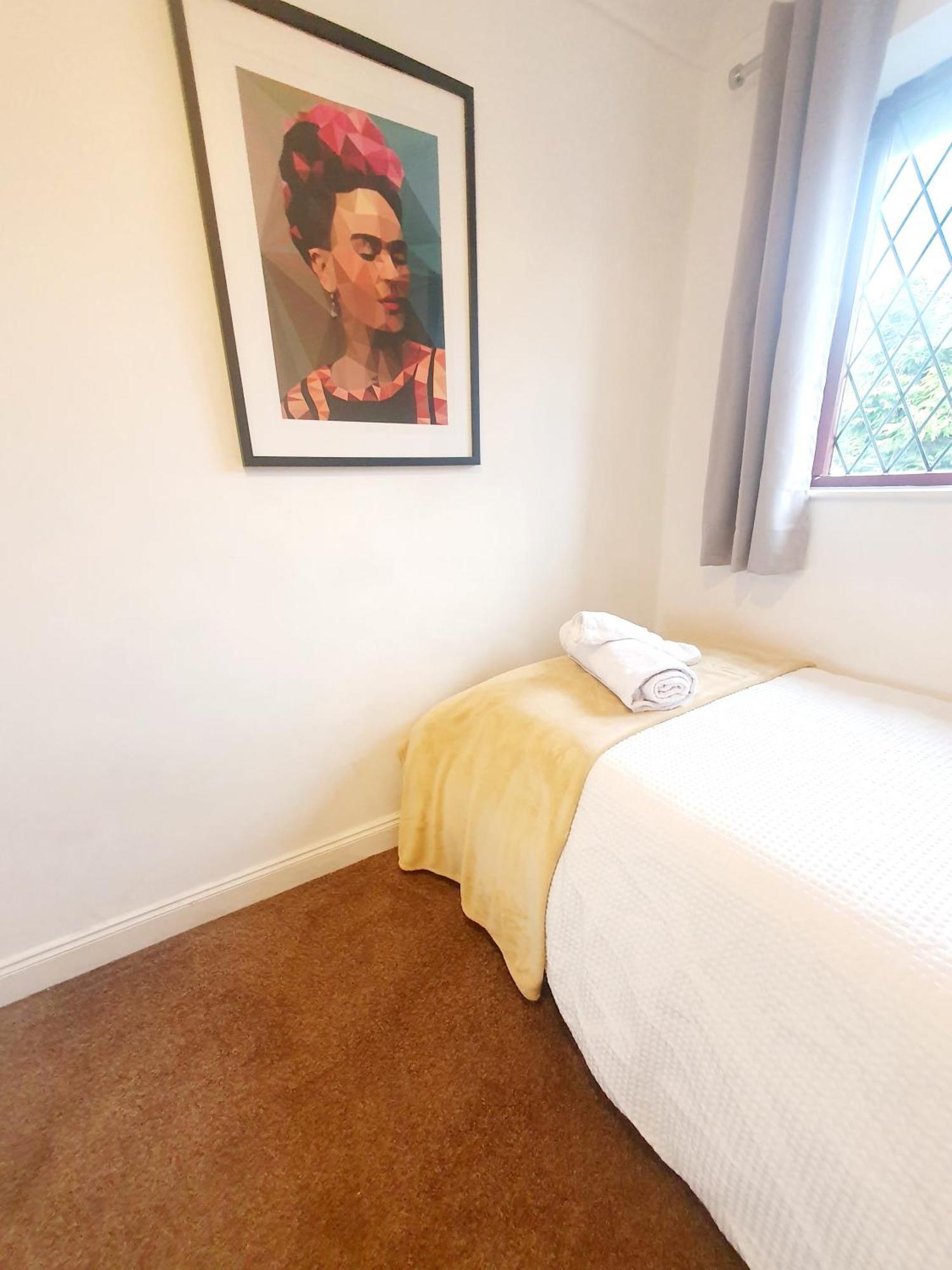 The Chorlton Retreat - Double Bedroom, Free Parking Manchester Exterior photo